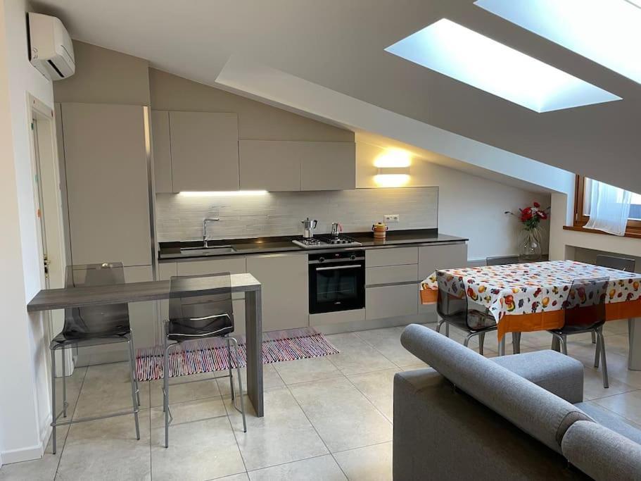 Appartamento Elia Loft Riva del Garda Esterno foto