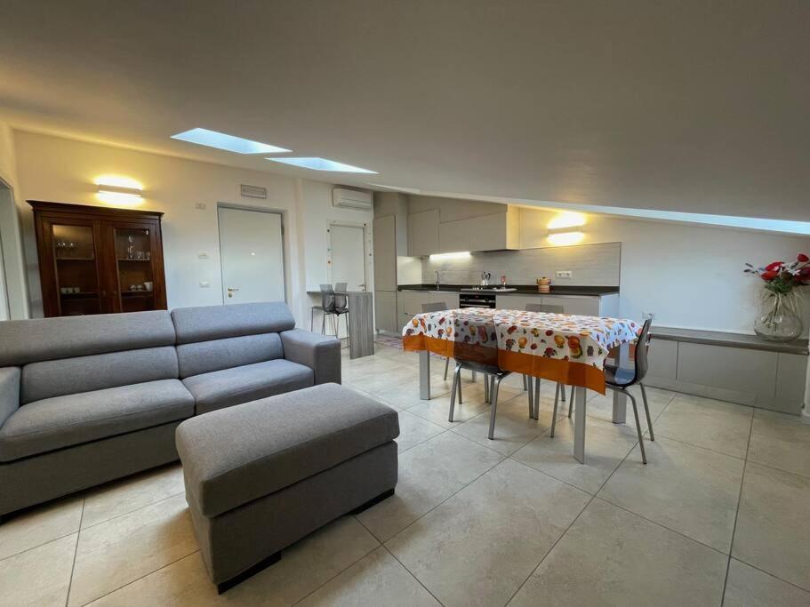 Appartamento Elia Loft Riva del Garda Esterno foto
